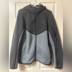 AUTHENTIC Nike Tech Men's Fleece Windrunner Full-Zip Jacket GREY Size M